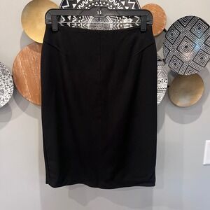 White House Black Market Black Pencil Skirt‎ Size 4 Exposed Zip Knee Length